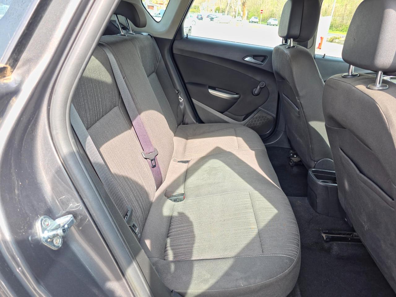 Opel Astra 1.7 CDTI 110CV 5 porte Cosmo 2011-E5 Manuale NEO