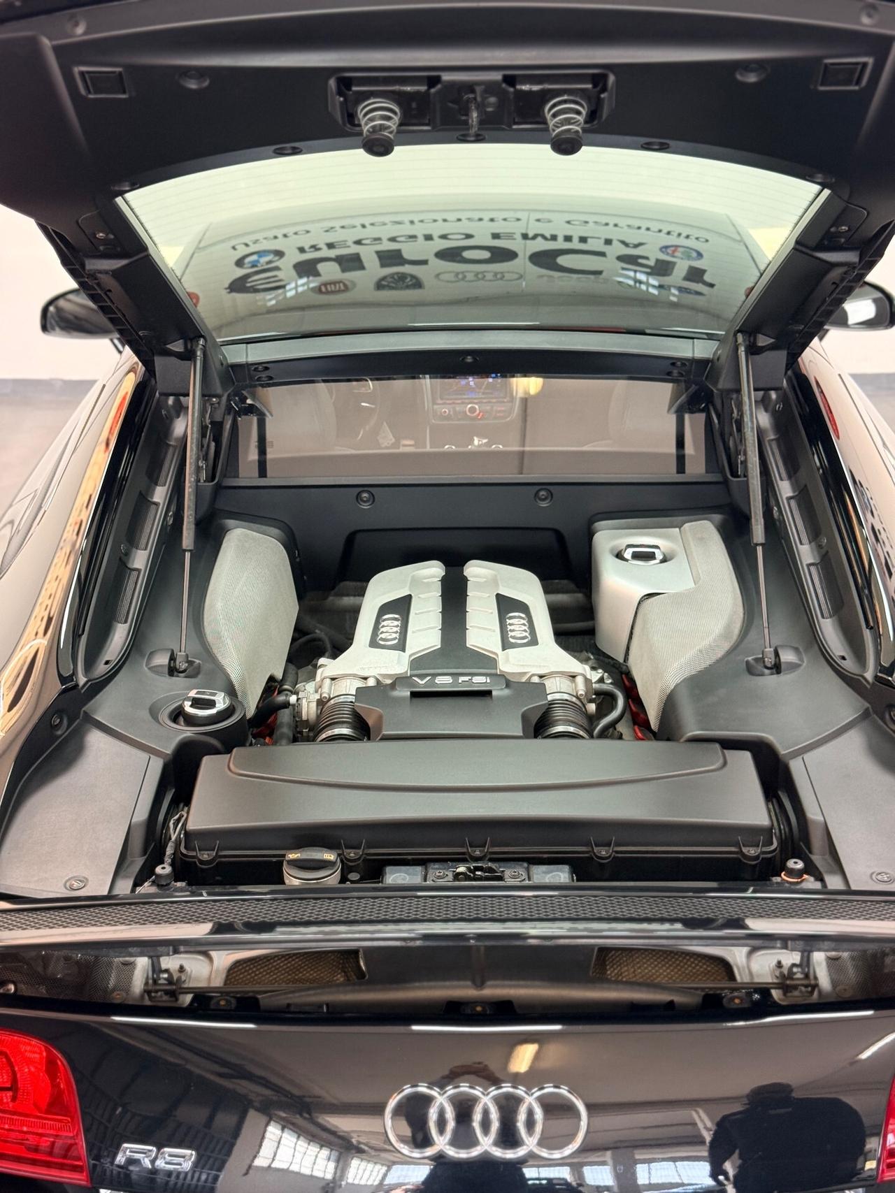 Audi R8 4.2 V8 420CV FSI quattro R tronic 04/2008