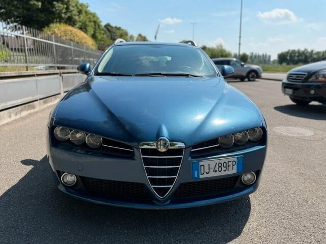 Alfa Romeo 159 1.9 JTDm Sportwagon Distinctive