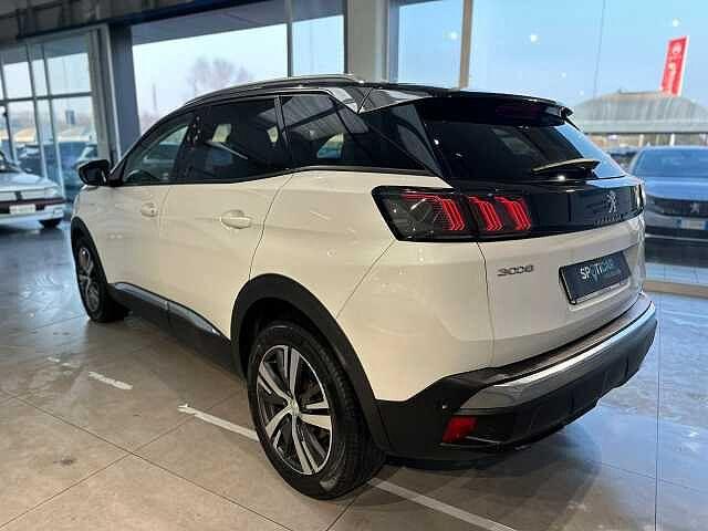 Peugeot 3008 BlueHDi 130 S&S EAT8 Allure