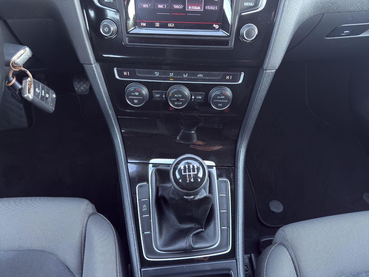 VOLKSWAGEN - Golf - 1.6 TDI 105cv 5p. Highline BlueMotion Technology