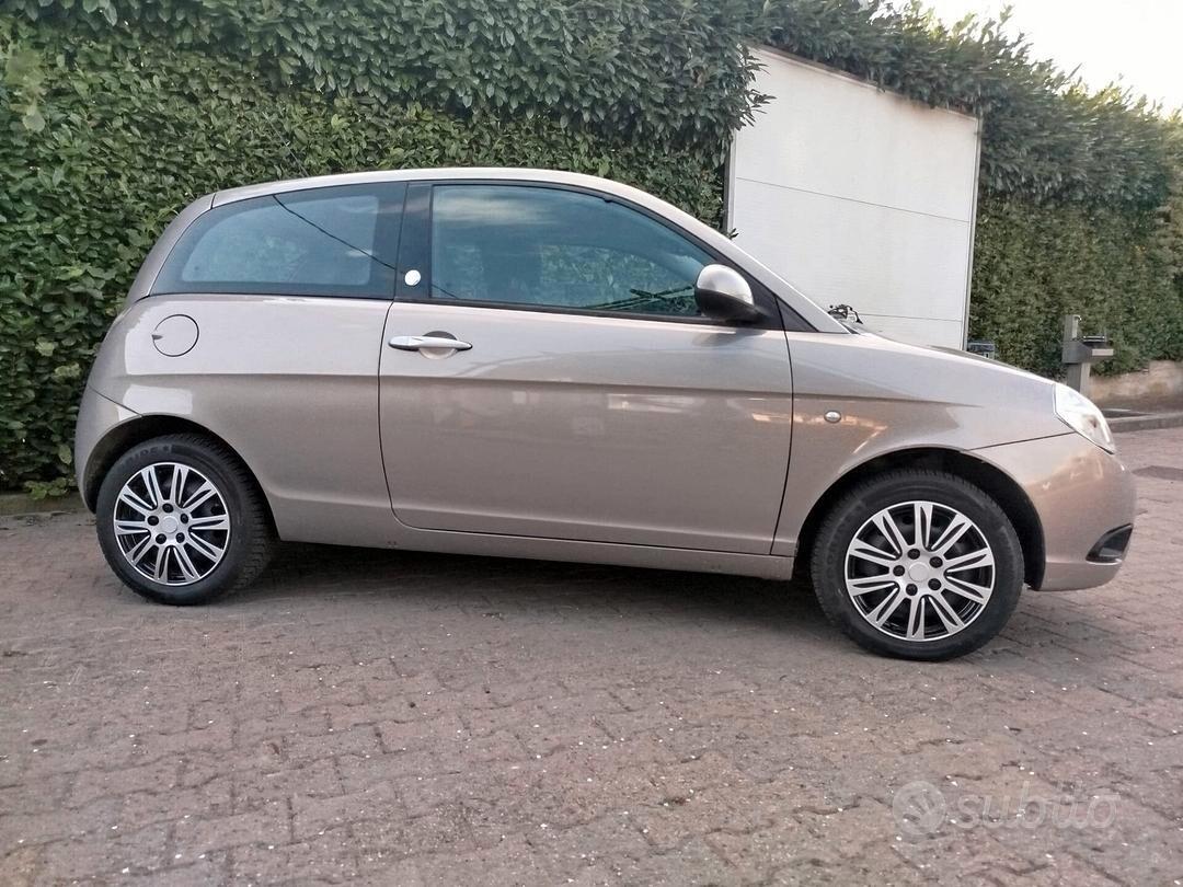 Lancia Ypsilon 1.4 Oro Ecochic GPL