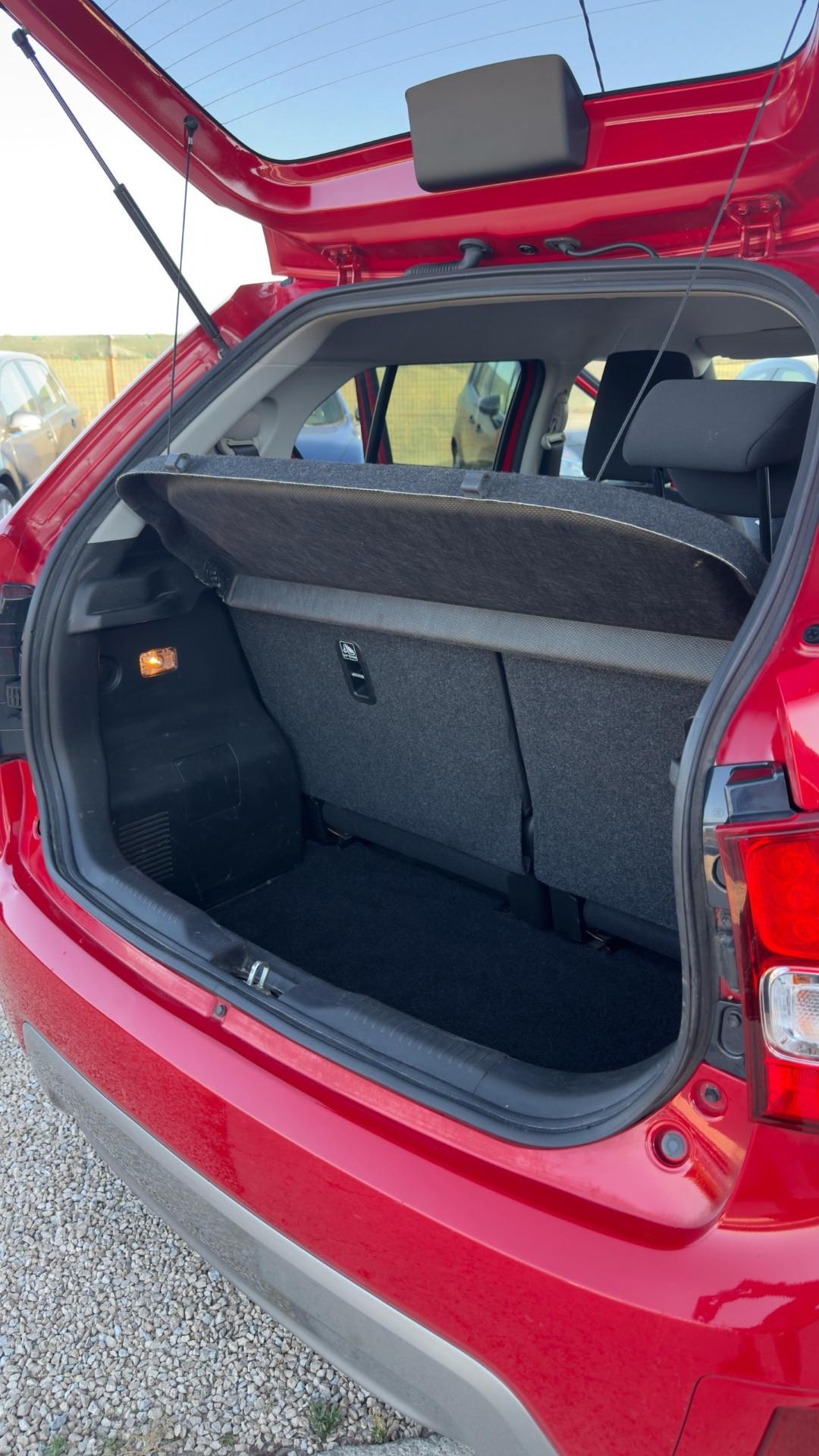 Suzuki Ignis 1.2 Hybrid Top