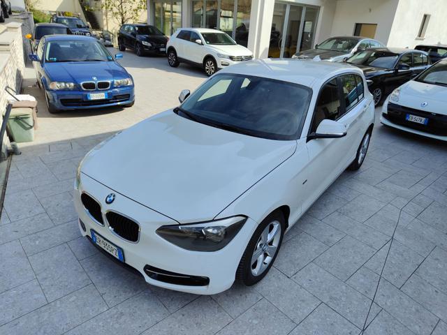 BMW 116 d 5p. Sport *VENDUTA*