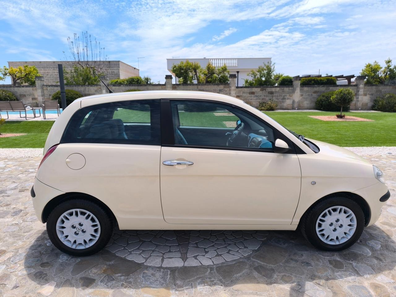Lancia Ypsilon 1.2 perfetta full optional