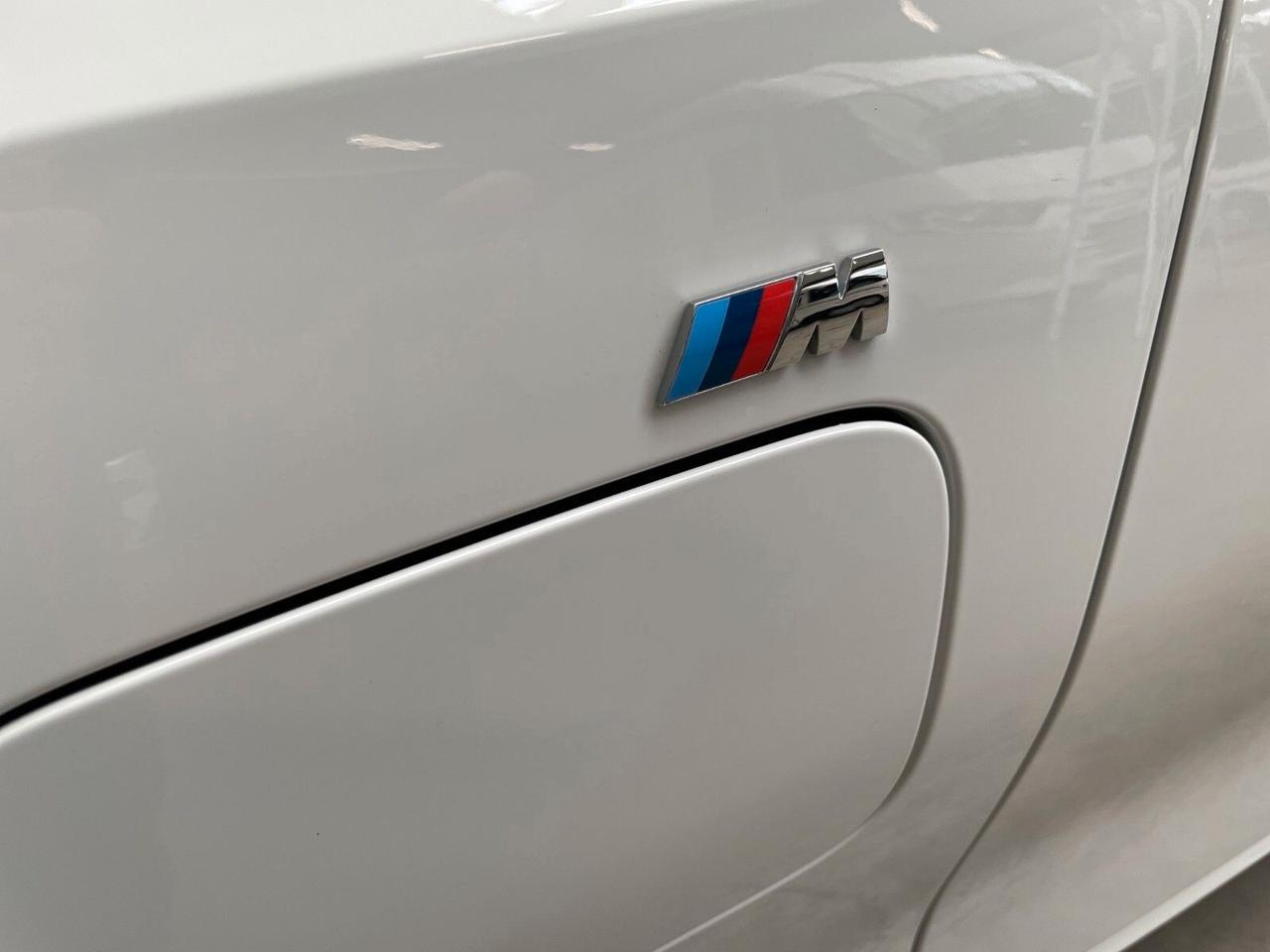 Bmw 330 BMW 330e Touring M-sport