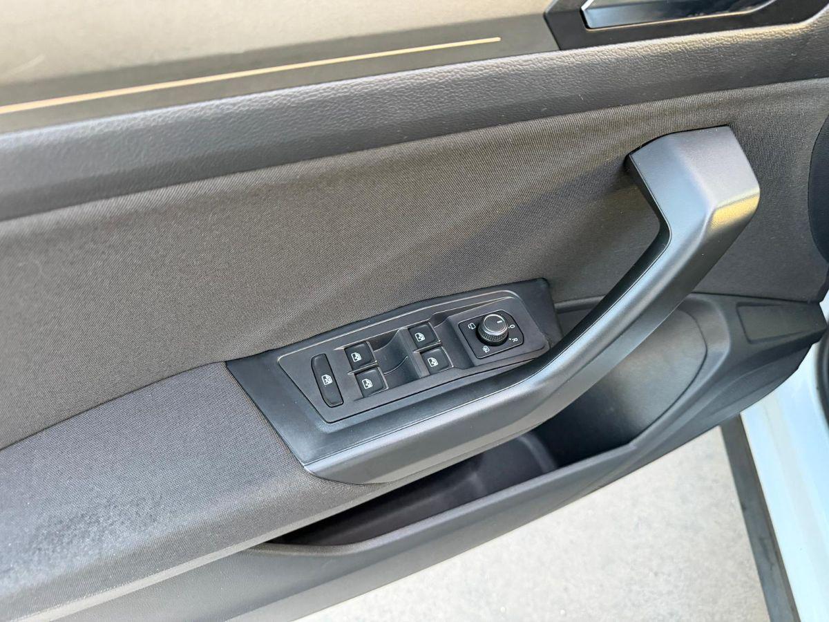 VOLKSWAGEN - T-Roc - 1.0 TSI Style BlueMotion Tech.