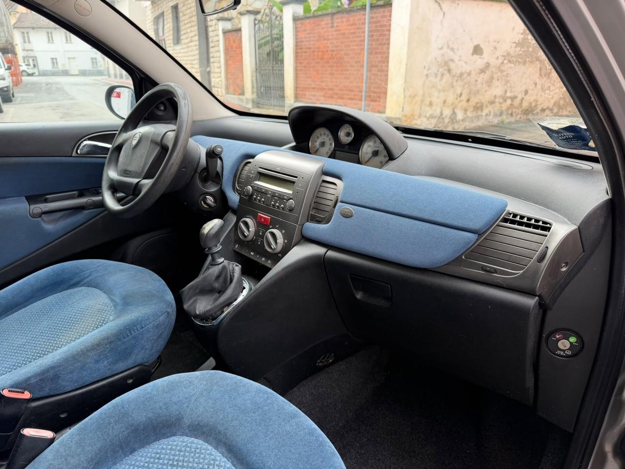 Lancia Ypsilon 1.2 Argento
