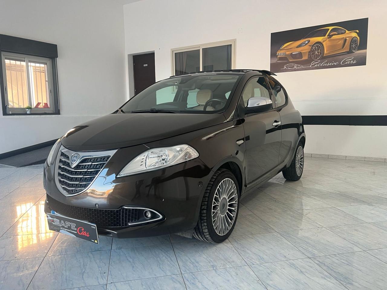 Lancia Ypsilon 1.3 MJT 16V 95 CV 5 portePlatinum