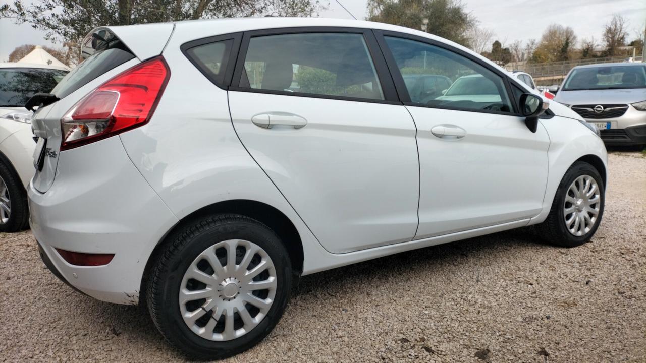 Ford Fiesta Plus 1.4 5 porte Bz.- GPL