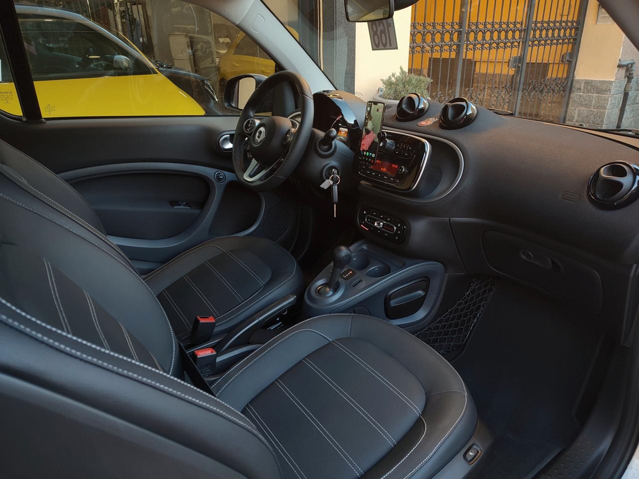 Smart ForTwo 70 1.0 Prime twinamic my 18 solo km 15.356