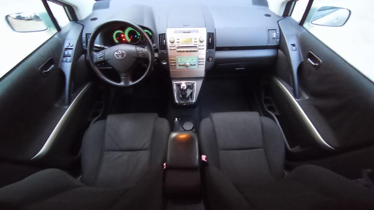 Toyota Corolla Verso 1.8 16V 5Posti
