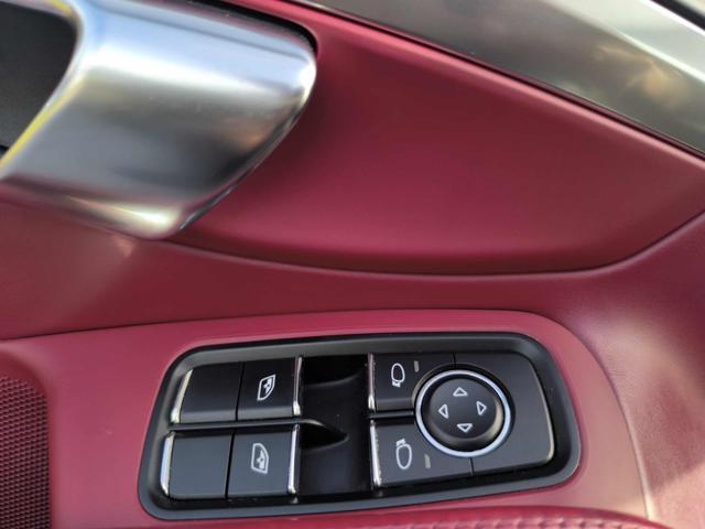 PORSCHE 718 Spyder 2.0