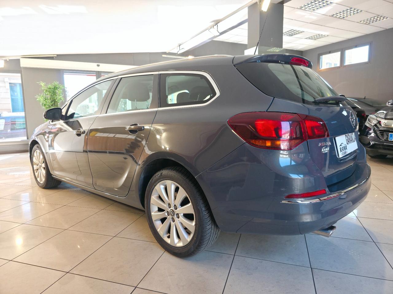 Opel Astra (ADATTA DISABILI)