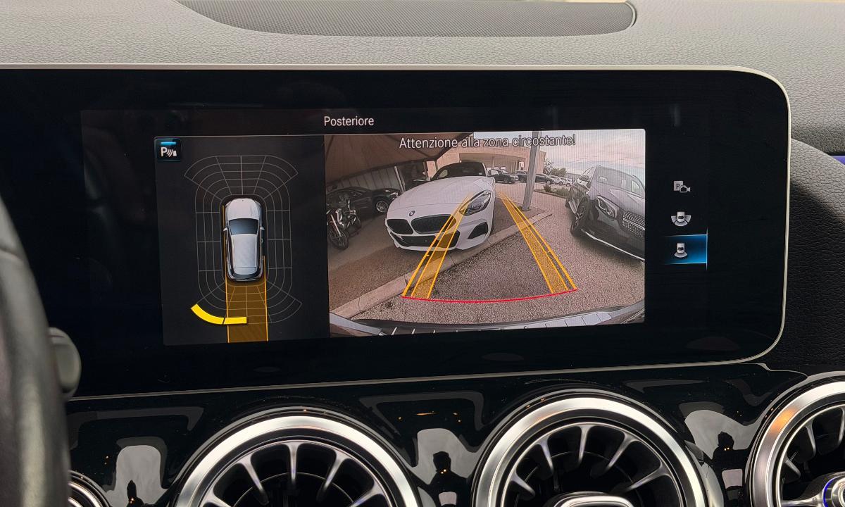 MERCEDES Classe GLA 200 d Automatic Sport