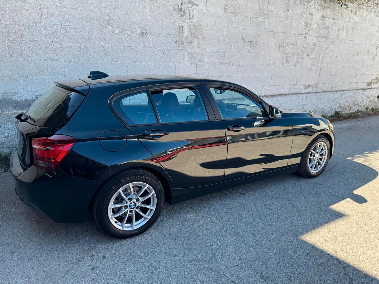 Bmw 116 116d 5p. Efficient Dynamics Sport