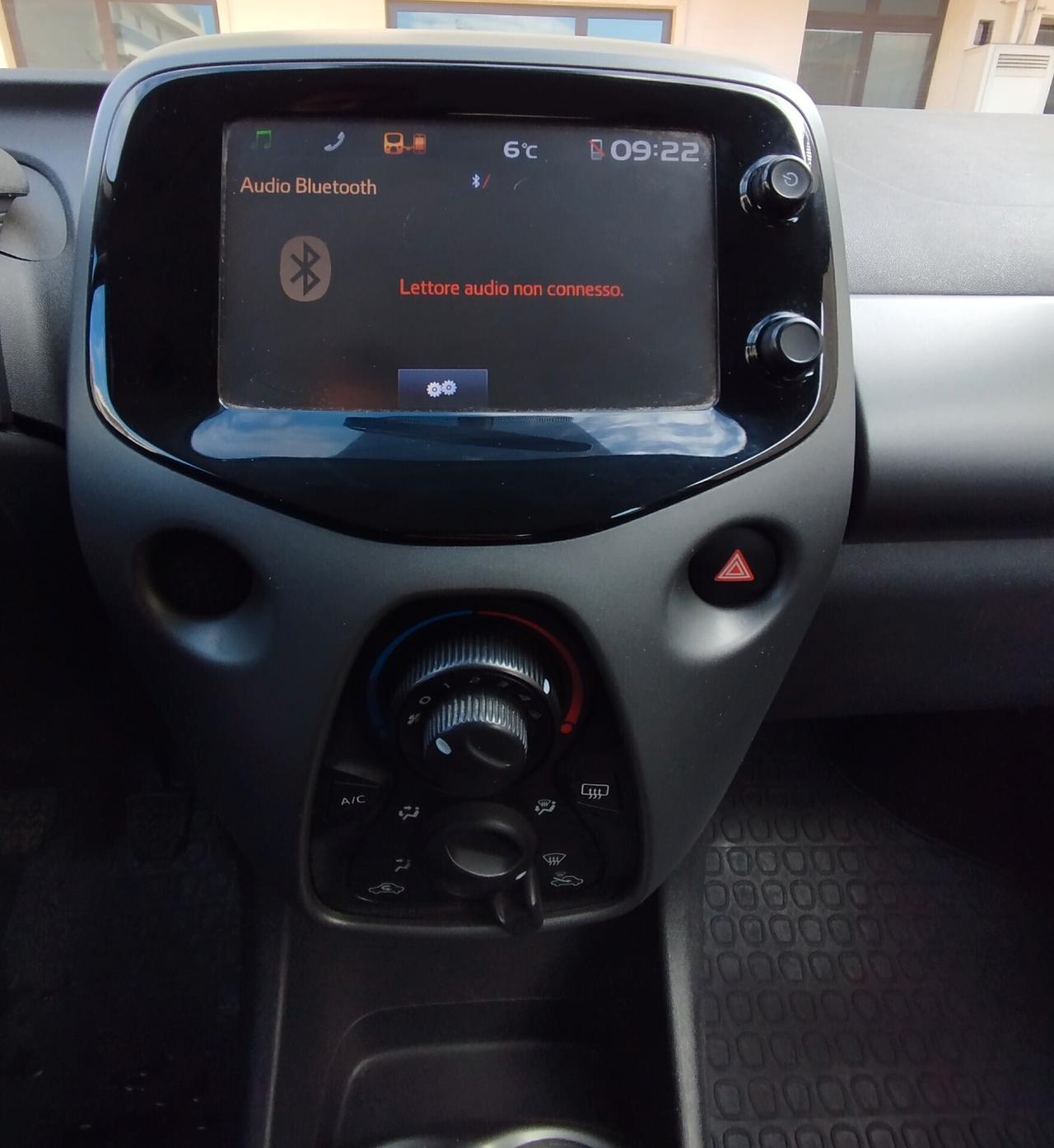 Toyota Aygo 1.0 VVT-i 72 CV 5 porte x-business