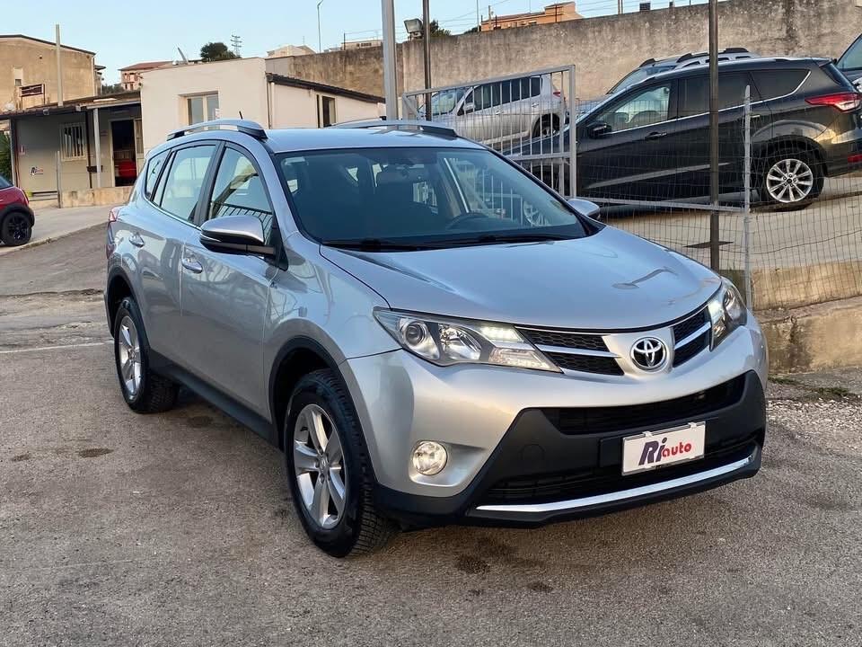 Toyota RAV 4 RAV4 2.0 D-4D 2WD