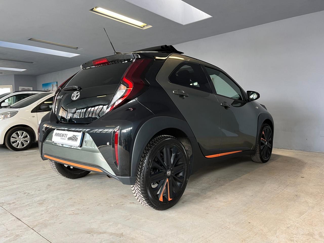 Toyota Aygo X 1.0cc LIMITED AIR -BOOKSERVICE TOYOTA- FULL OPT.