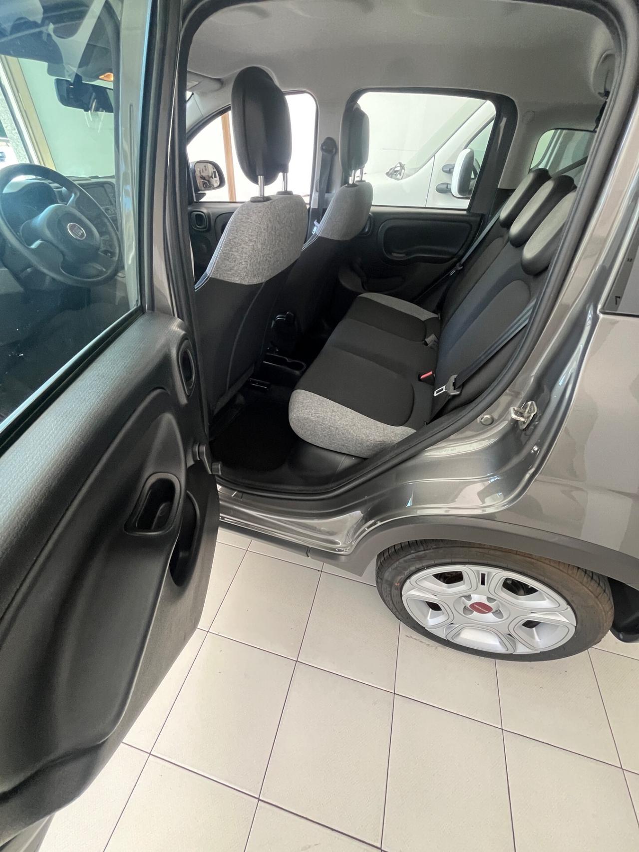 Fiat Panda 1.0 FireFly S&S Hybrid Red