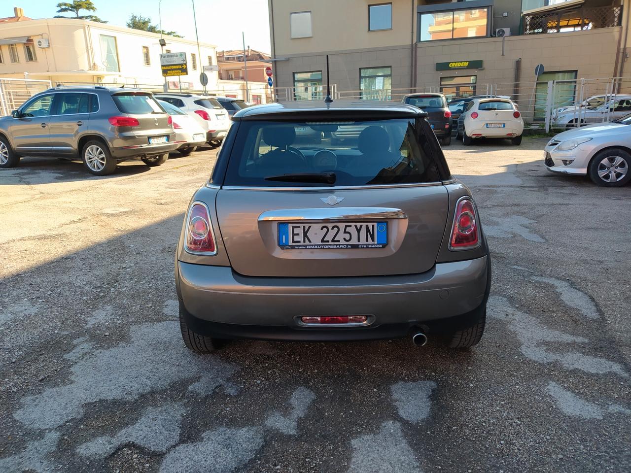 Mini 1.6 16V One (55kW) Neopatentati