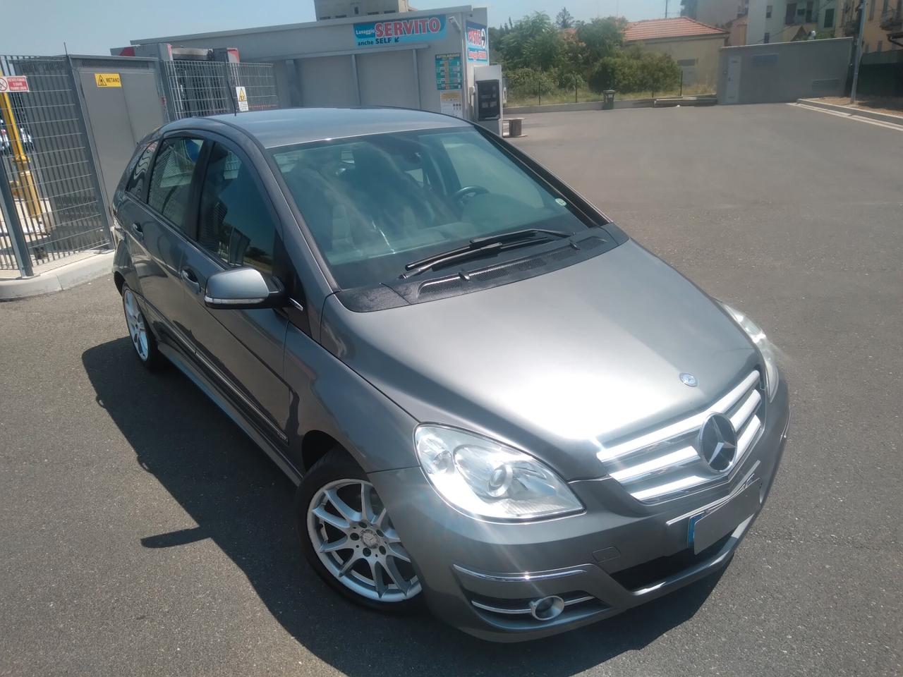Mercedes-benz B 180 BlueEFFICIENCY Sport x neopatentati