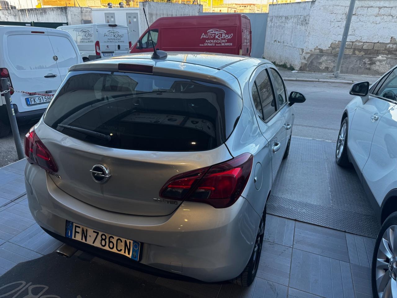 Opel Corsa 1.4 90CV GPL Tech 5 porte Innovation