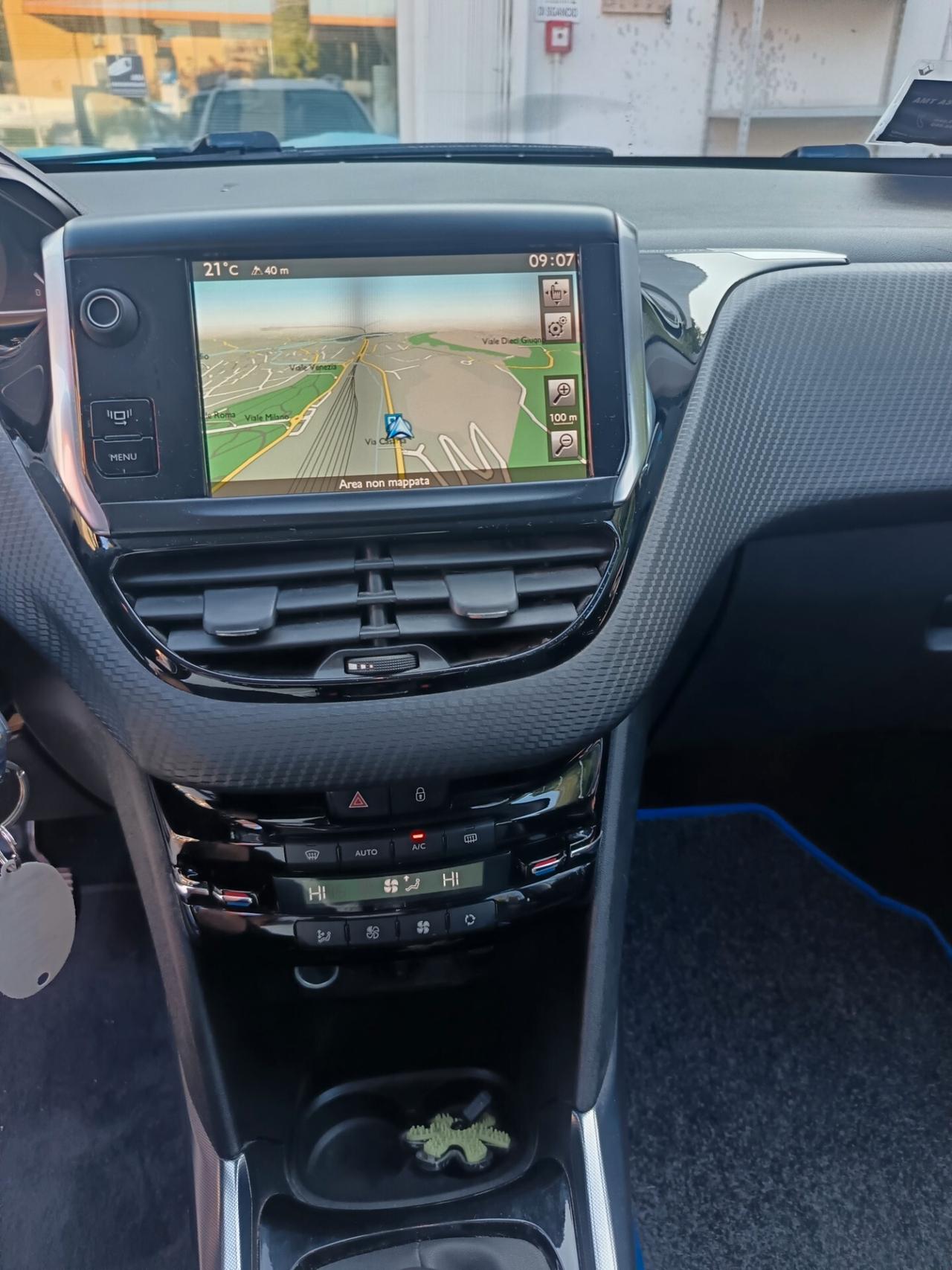 Peugeot 2008 1.6 VTi 120CV Allure