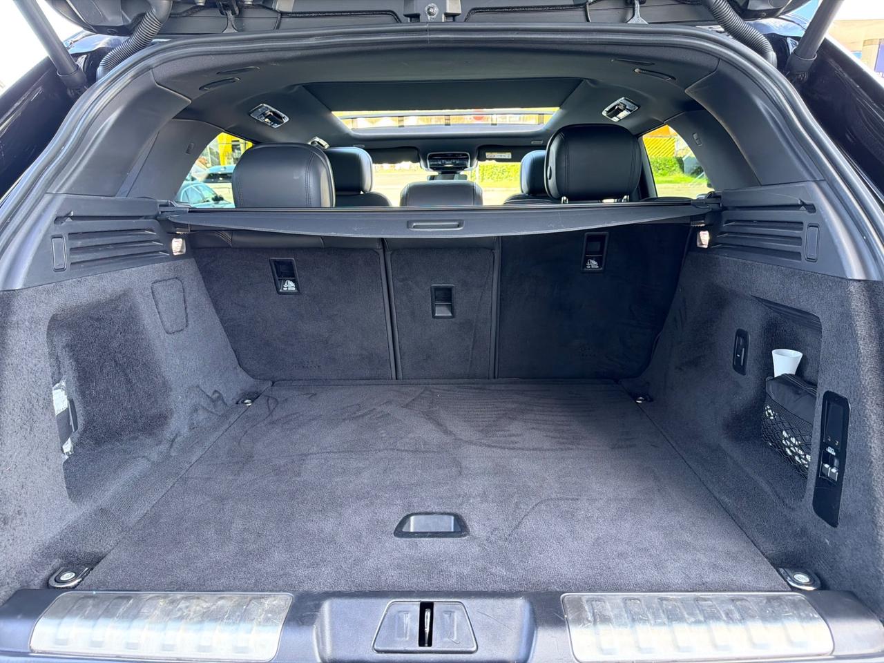 Land Rover Range Sport 3.0D l6 249 CV Dynamic HSE black edition