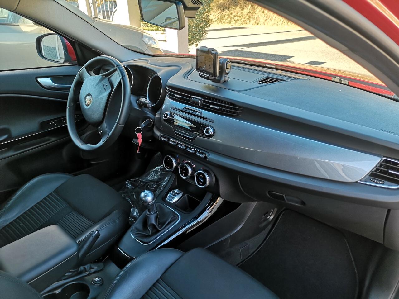 Alfa Romeo Giulietta 1.6 JTDm-2 105 CV Exclusive