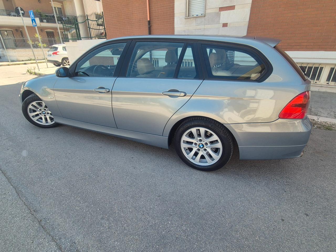 Bmw 320 163cv cambio automatico anno 07