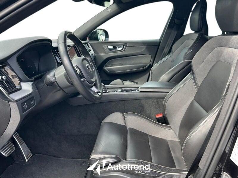 Volvo XC60 B5 235+14 CV AWD Automatica Mild Hybrid Diesel LED R-design