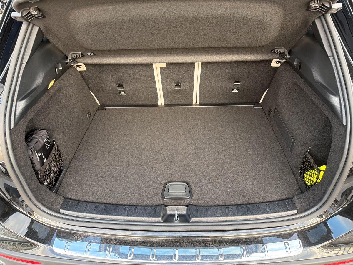 Mercedes-Benz GLA 180 d Automatic