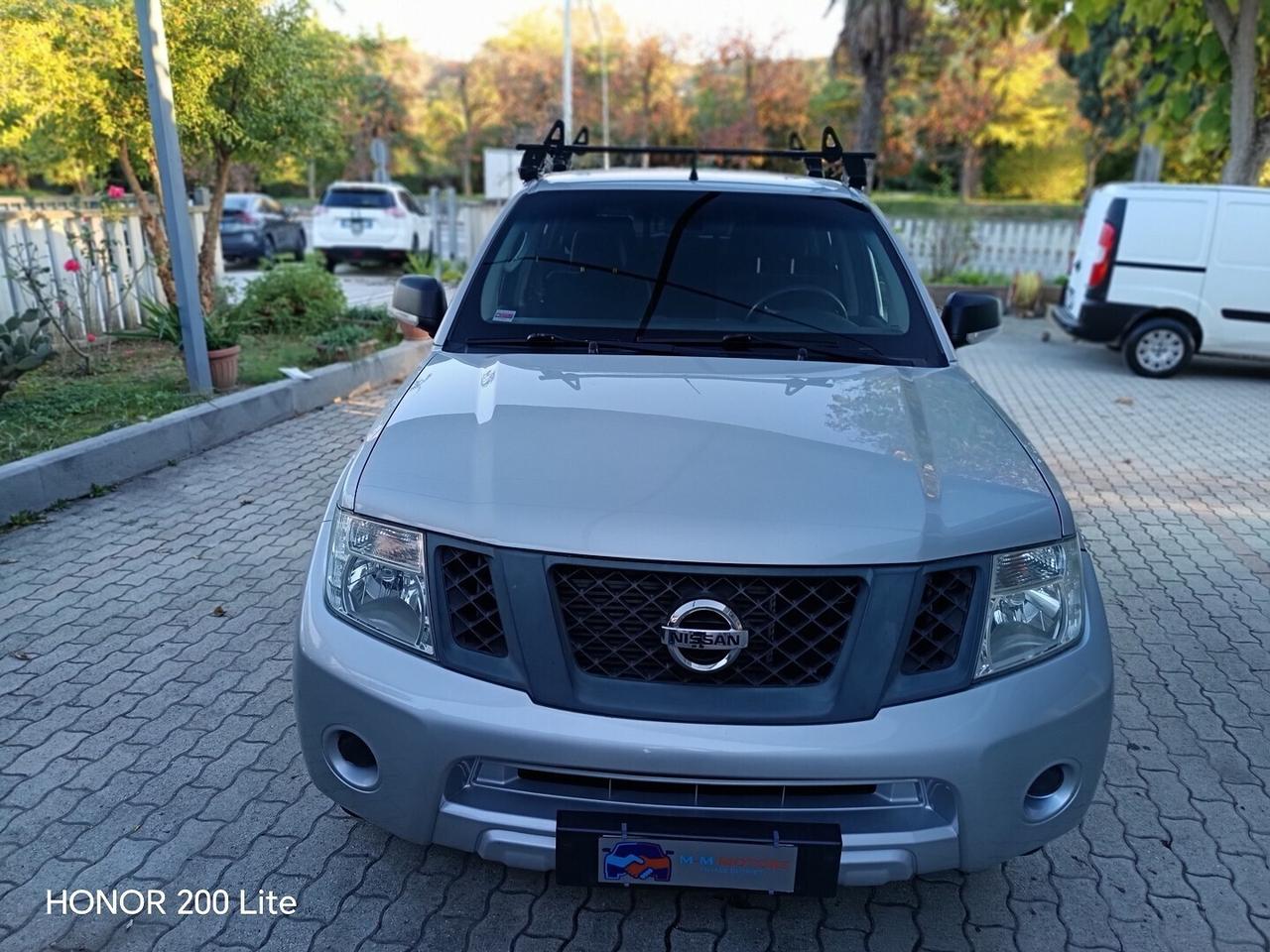 NISSAN Navara 2.5 dCi 190CV 4 porte Double Cab
