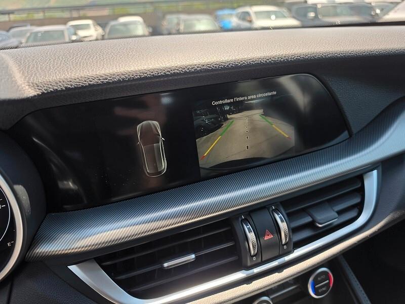 ALFA Stelvio 2.2 TD 190 AT8 Q4 Sprint NAV XENO CAM