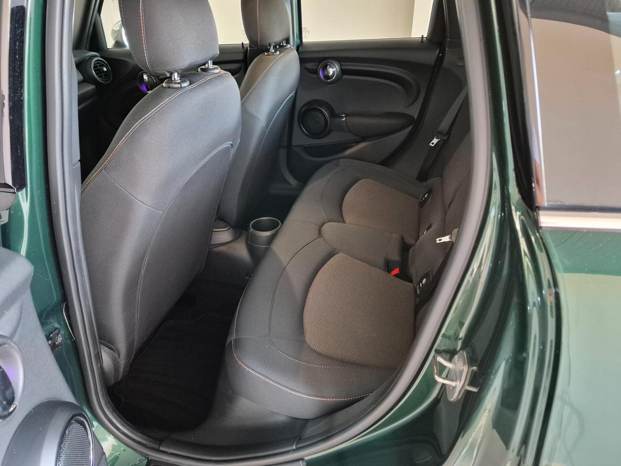 MINI Cooper D 1.5 *STORICO TAGLIANDI MINI* LED NAVI CLIMA AUTO