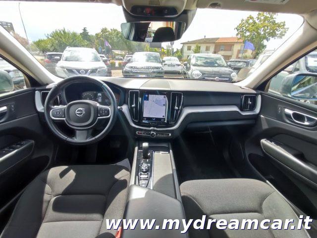 VOLVO XC60 B4 (d) AWD Geartronic Momentum Pro