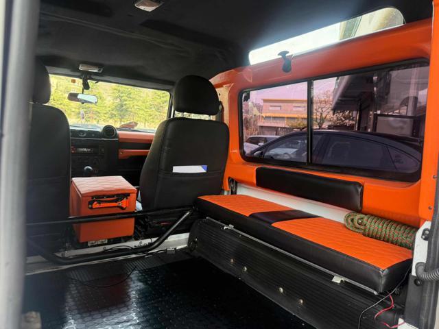 LAND ROVER Defender 2.2 TD4 Hard Top N1