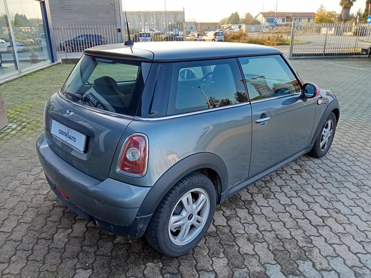 Mini Mini 1.4 16V One 95cv Neopatentato