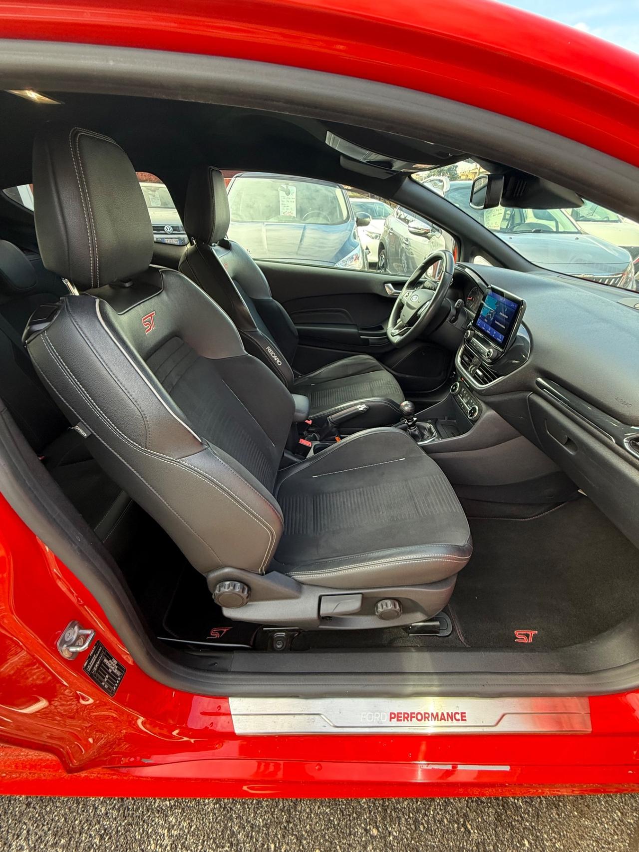 Fiesta ST 1.6 ( ( 200 CV )) -unipro-rate-garanzia