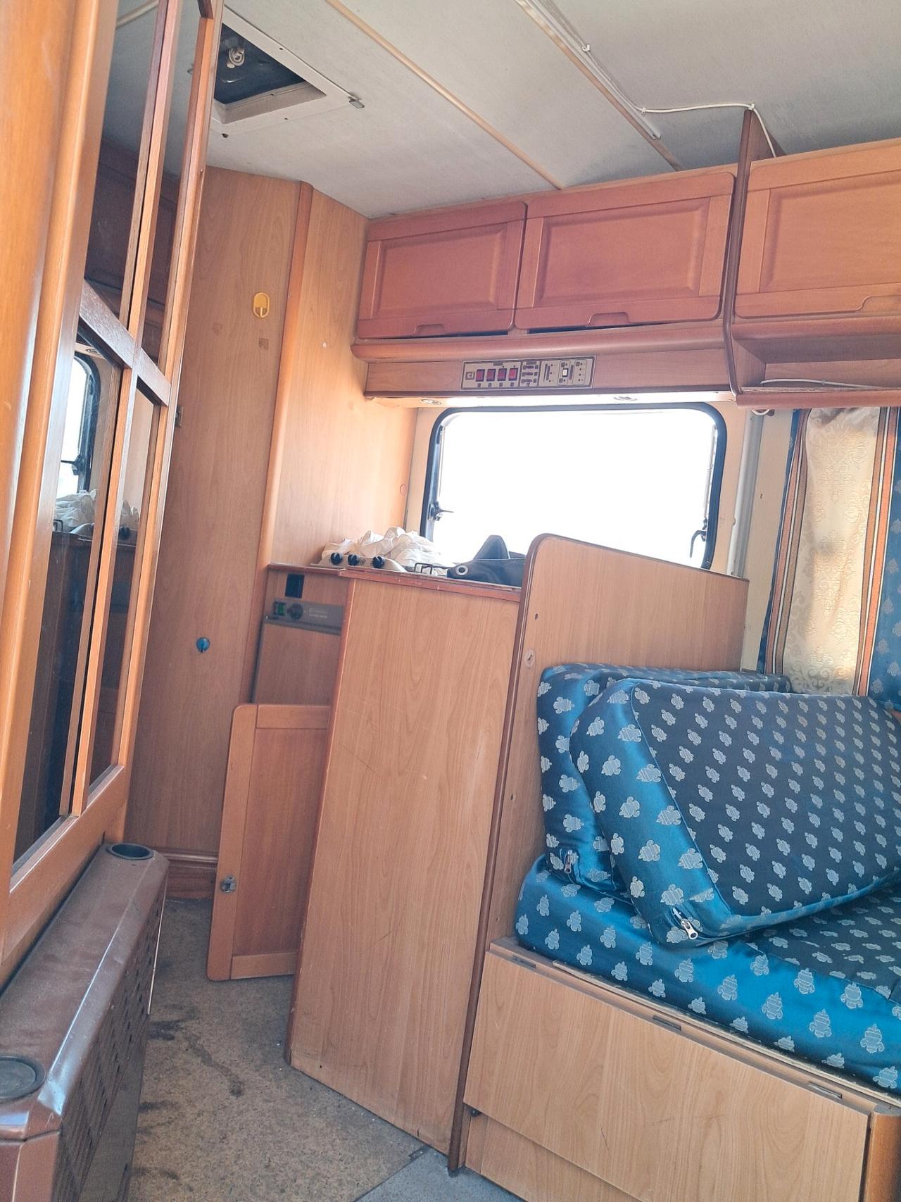 Ford Transit Camper 2.5 Td
