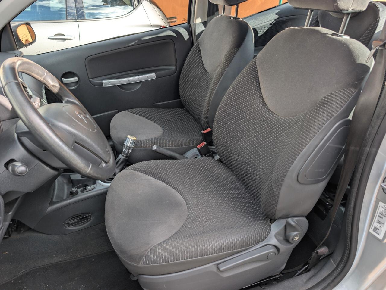 CITROEN C2 1.4 HDI - SOLO 98.000 KM - NEOPATENTATI