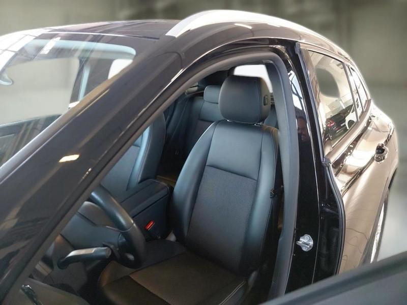 MERCEDES-BENZ GLA 200 D AUTOMATICO BUSINESS EXTRA CROSSOVER