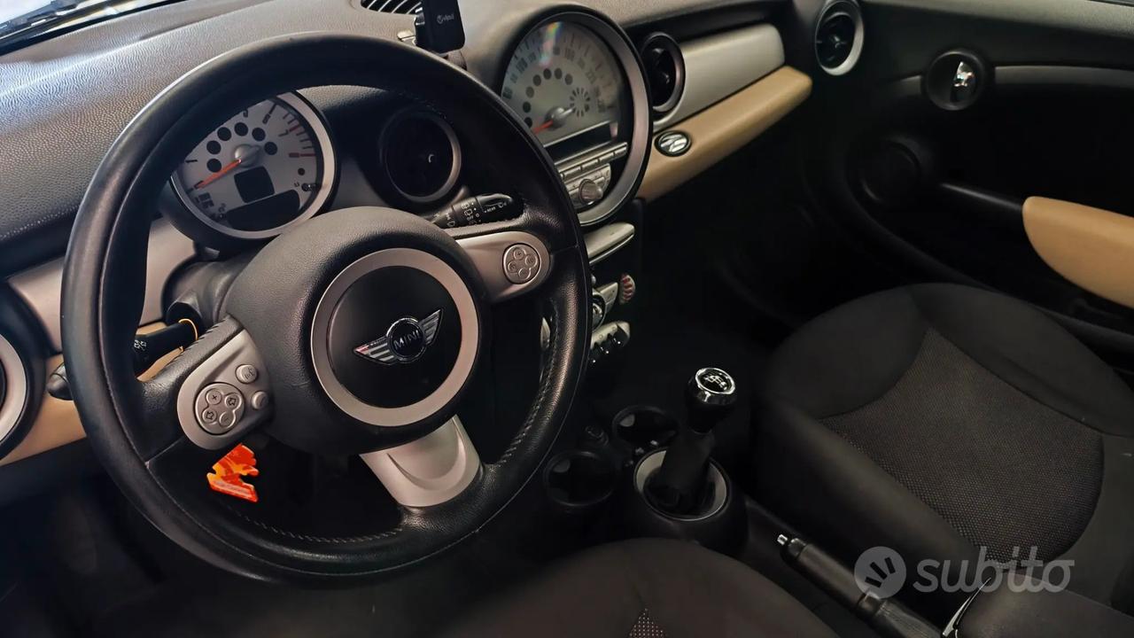mini clubman benzina