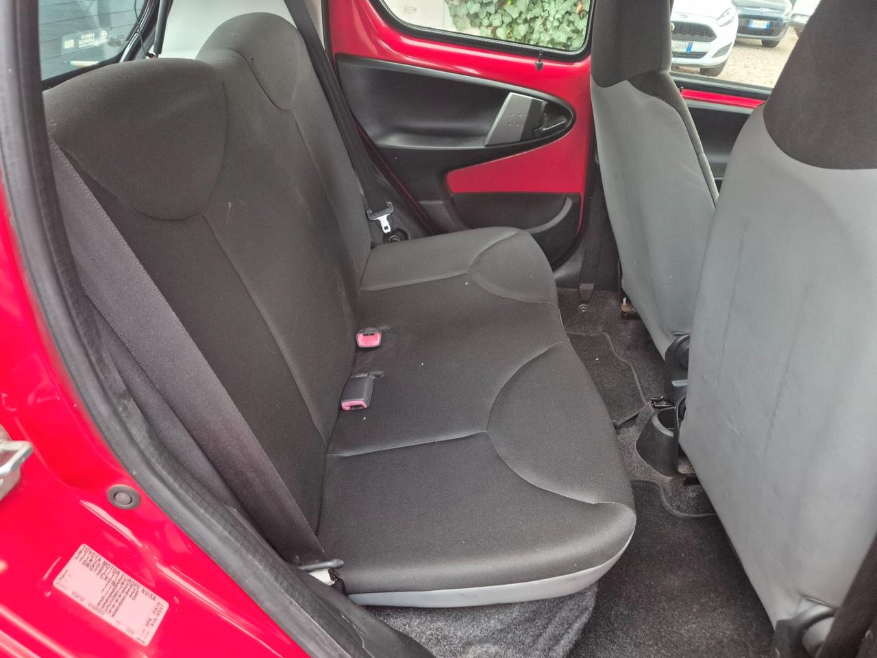 Toyota Aygo 1.0 12V VVT-i 5 porte Active Connect