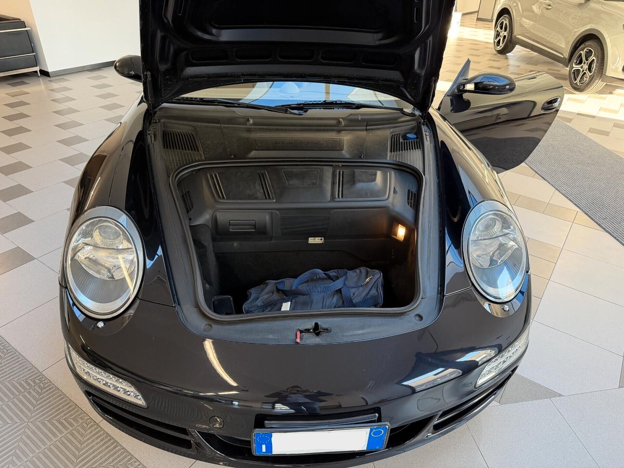 Porsche 911 Carrera 4S Cabriolet