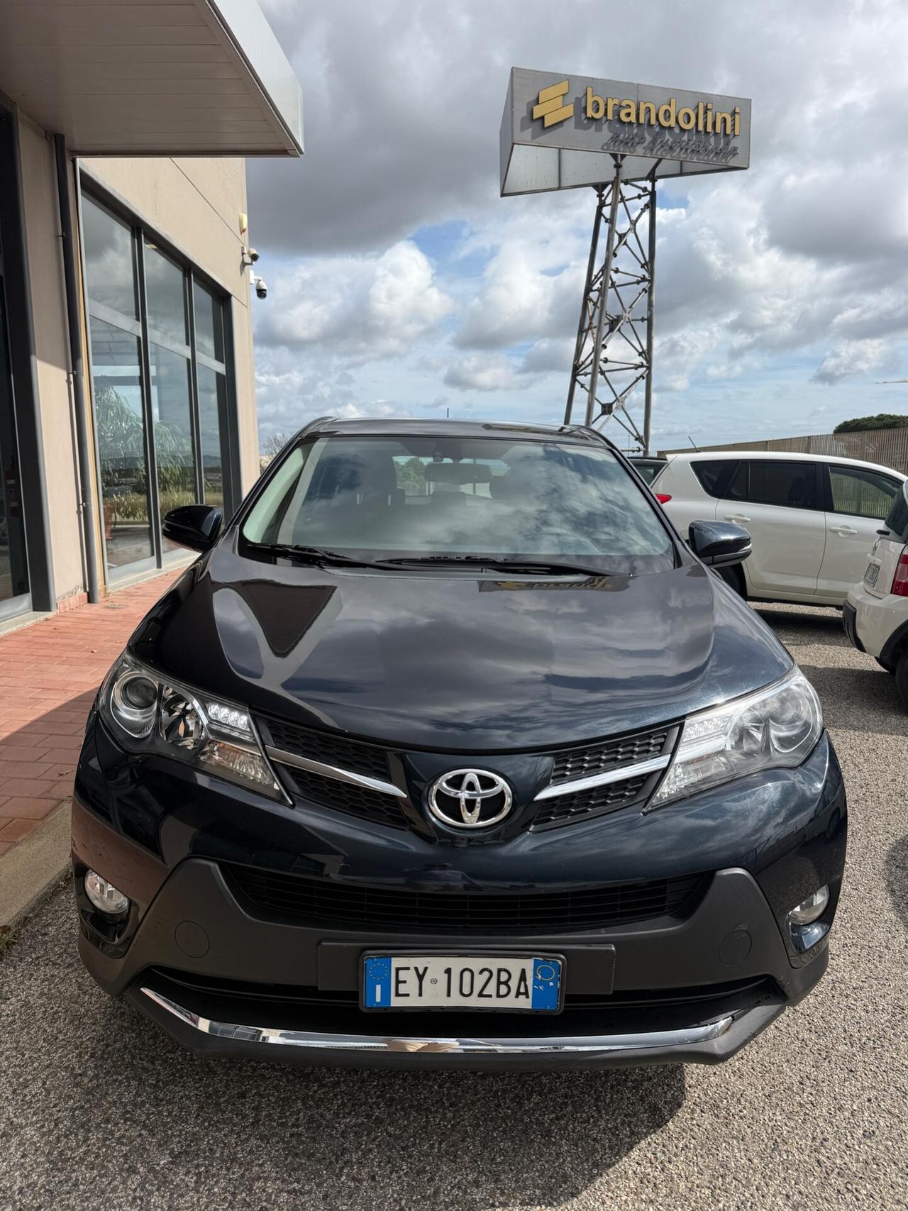 Toyota RAV 4 RAV4 2.0 D-4D 2WD my14"