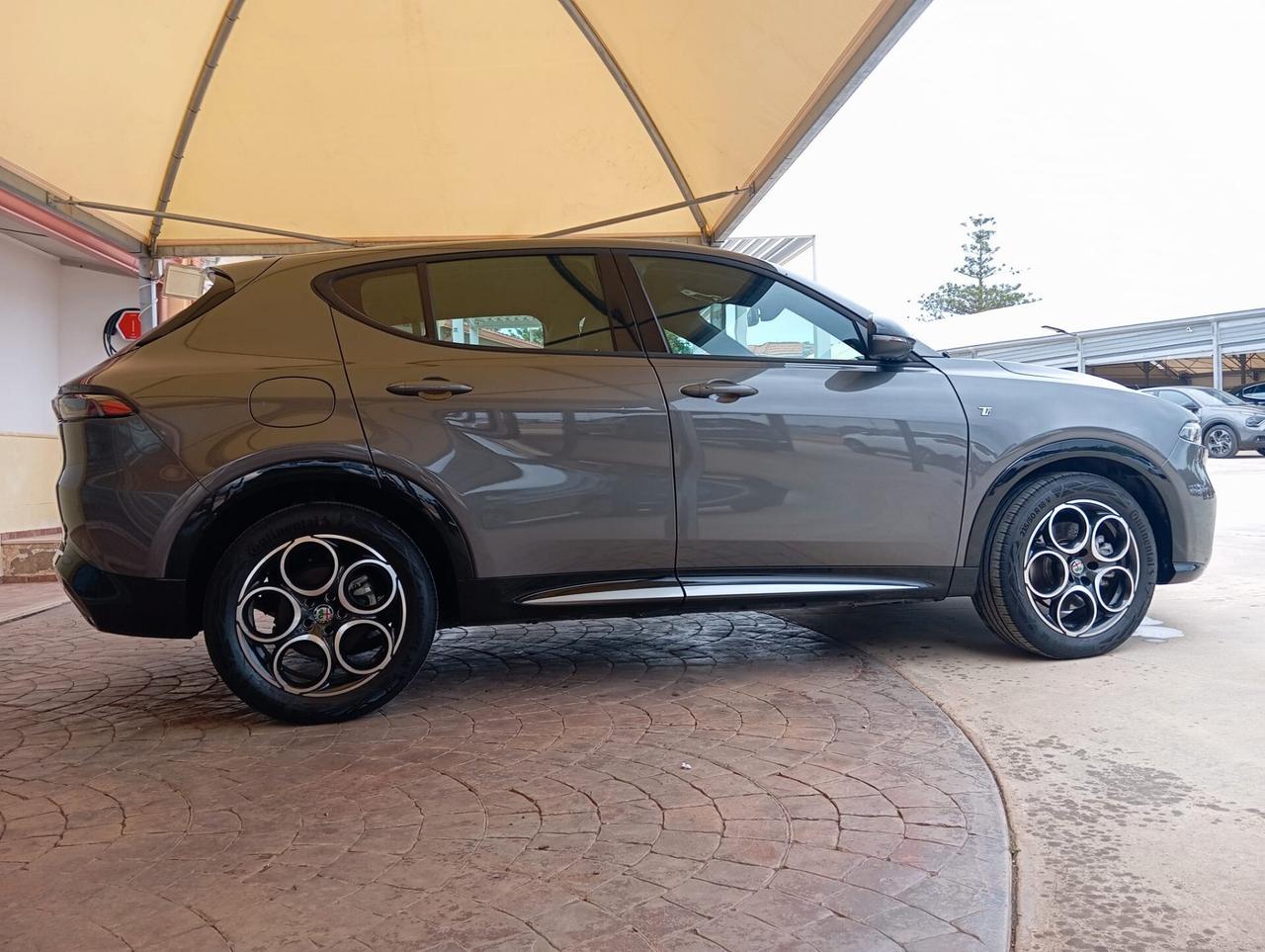 Alfa Romeo Tonale 1.5 160 CV MHEV TCT7 Tributo Italiano