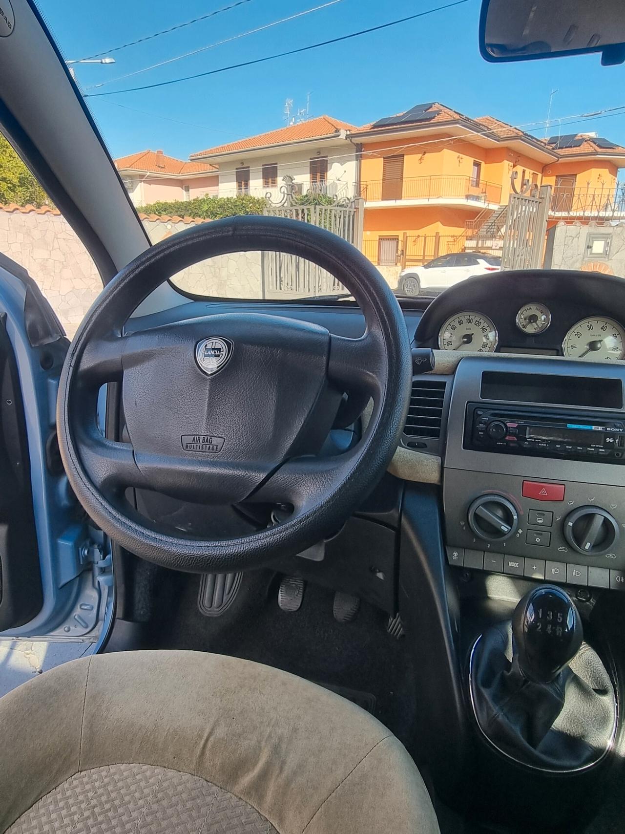 Lancia Ypsilon 1.3 Multijet 16V