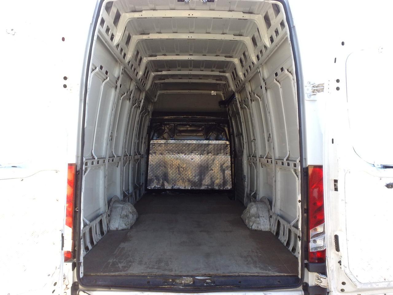 Iveco Daily 35s14 2.3hpt GRANVOLUME - 2019